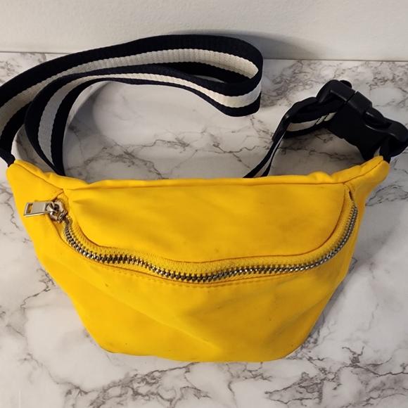 Yellow Fanny Pack - Picture 2 of 6